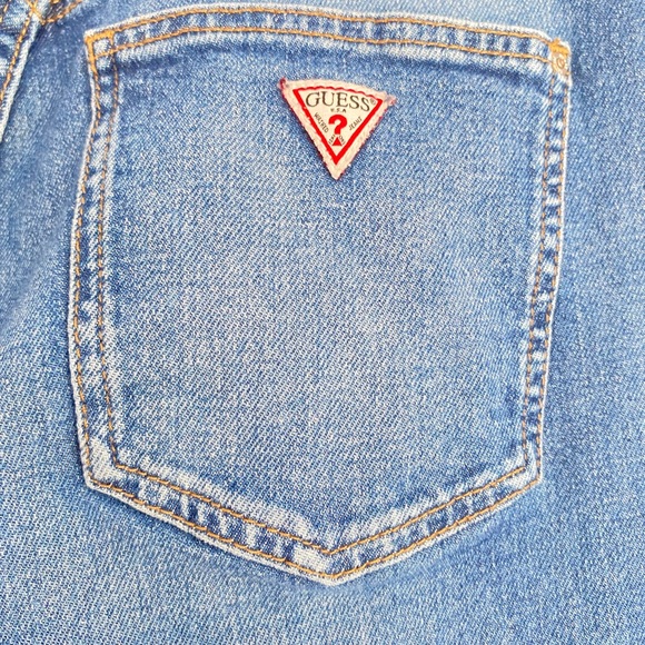 GUESS Mom Jeans High-Rise - Picture 5 of 5